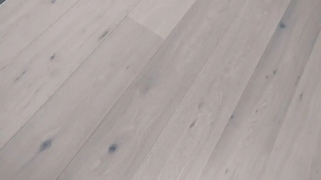 Smoked White Long Plank — Smoked Finish