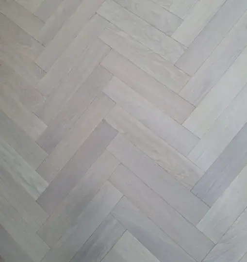 Soft White Herringbone — Prime · Lacquered